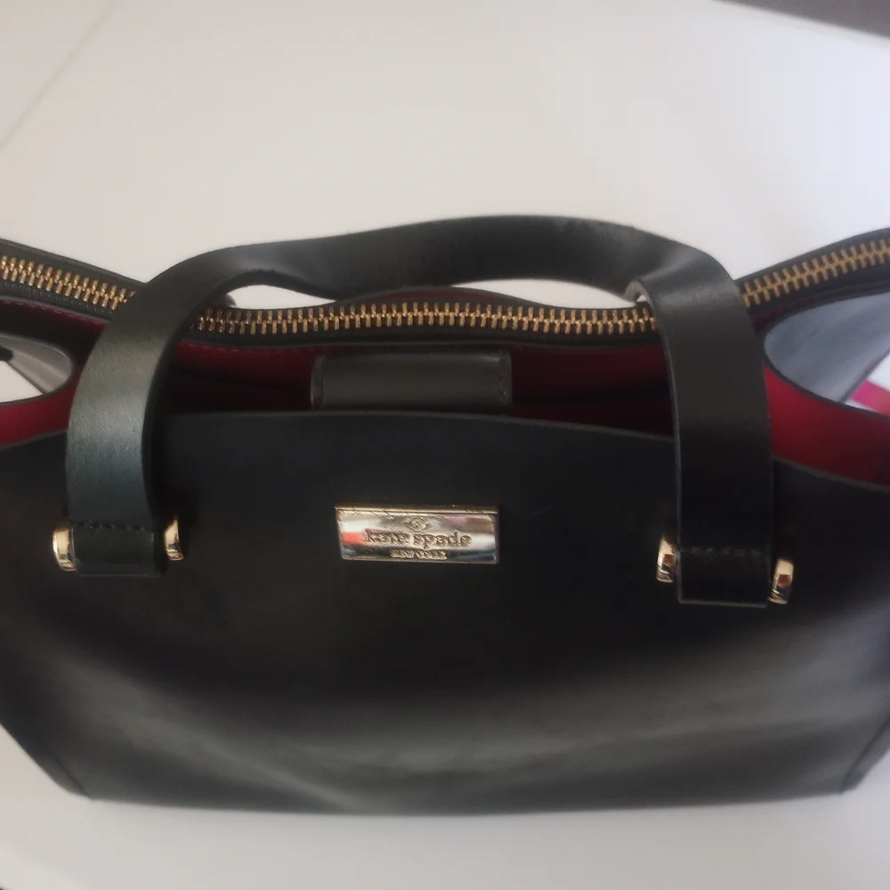 Kate Spade Vintage Black Leather Crossbody Purse - Picture 2 of 7